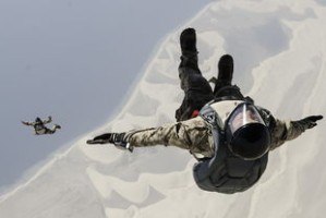 APP下载 LY Sports-《ApexLegends》“天空之城”地图大升级，战术层出不穷！